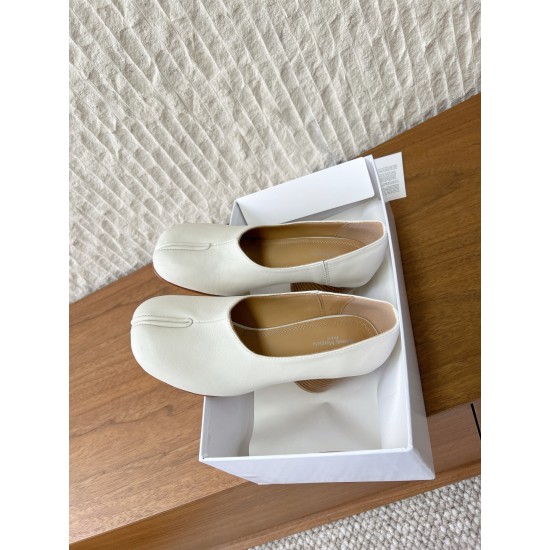 Maison Margiela Tabi Shoes