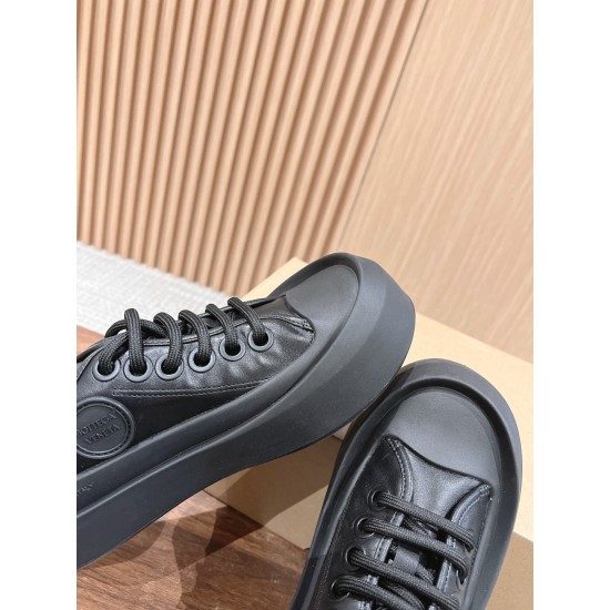 Bottega Veneta Sneakers