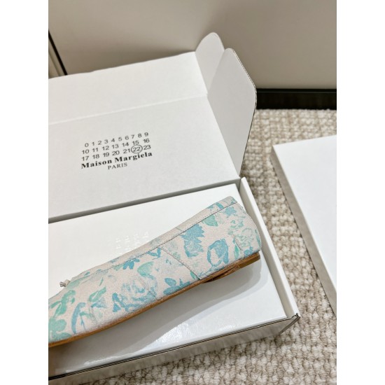 Maison Margiela Tabi Shoes