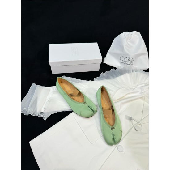 Maison Margiela Tabi Shoes