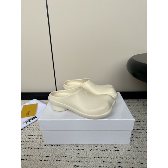 Maison Margiela Tabi Shoes