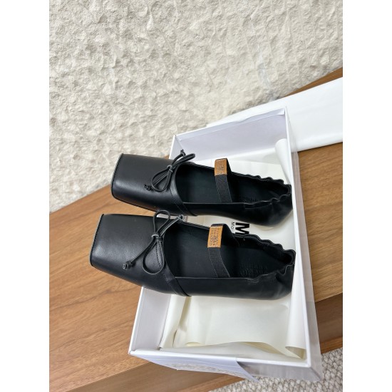 Maison Margiela Tabi Shoes