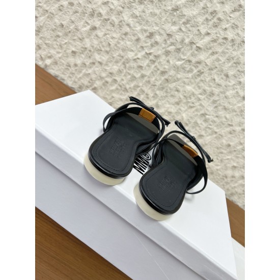 Maison Margiela Tabi Shoes