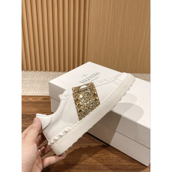 Valentino Sneakers