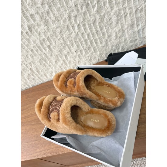 CELINE SLIPPERS