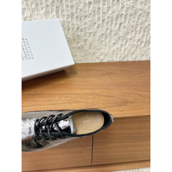 Maison Margiela Tabi Shoes