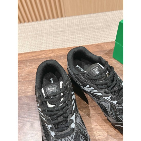 Bottega Veneta Sneakers