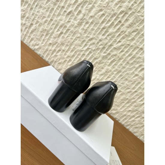 Maison Margiela Tabi Shoes