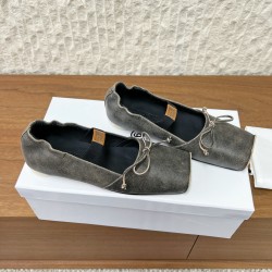 Maison Margiela Tabi Shoes