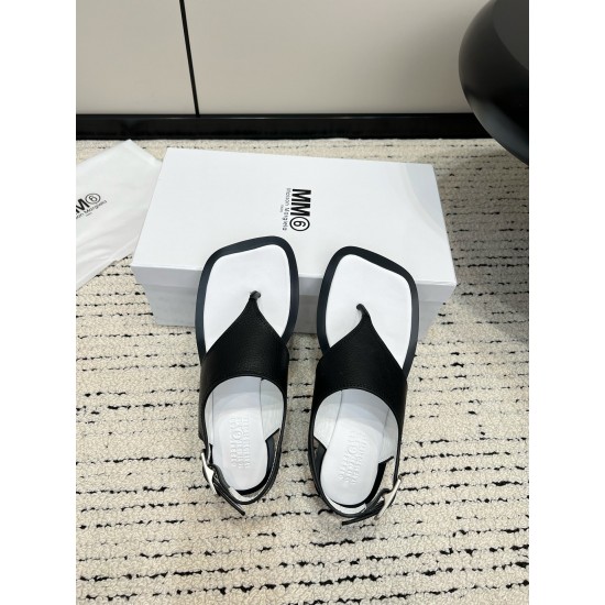 Maison Margiela Tabi Shoes