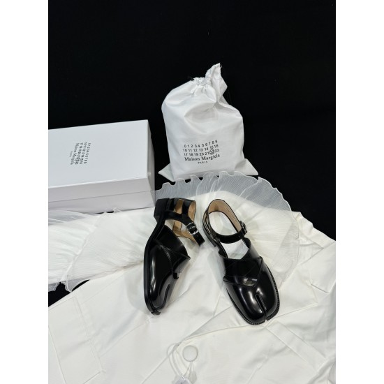 Maison Margiela Tabi Shoes
