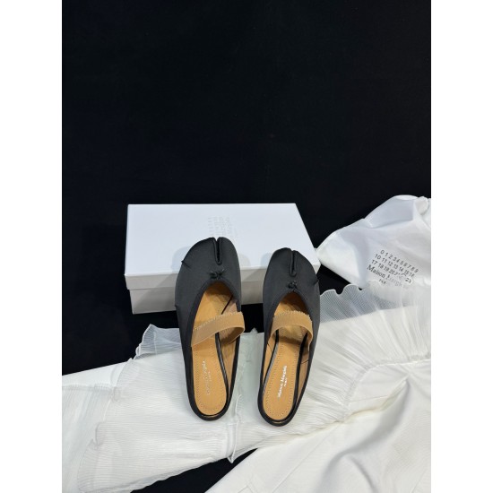 Maison Margiela Tabi Shoes