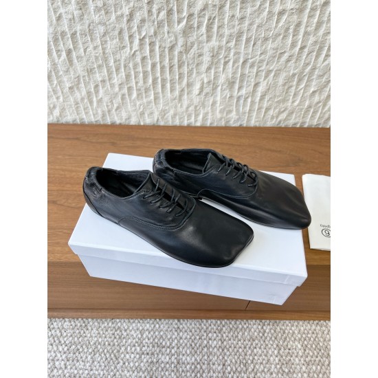Maison Margiela Tabi Shoes