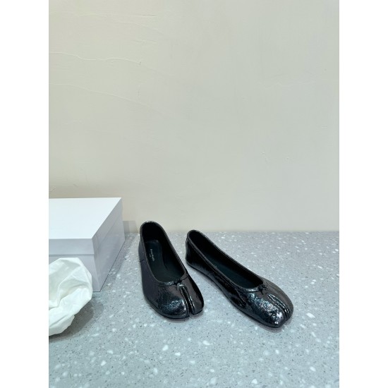 Maison Margiela Tabi Shoes