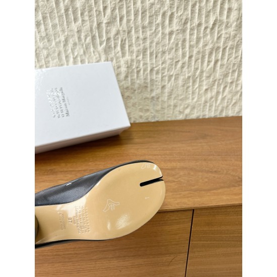 Maison Margiela Tabi Shoes