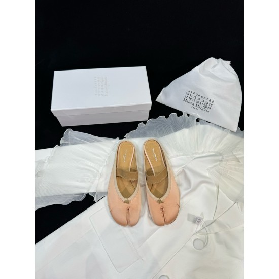 Maison Margiela Tabi Shoes