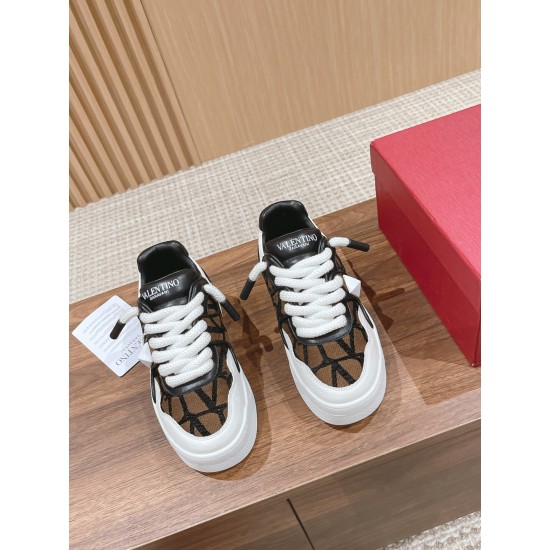 Valentino Sneakers