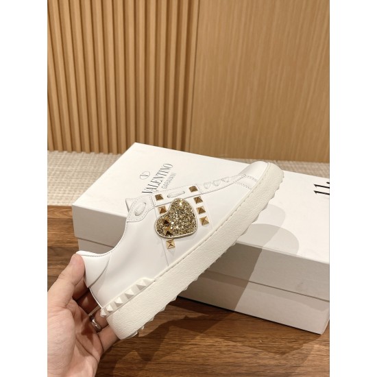 Valentino Sneakers