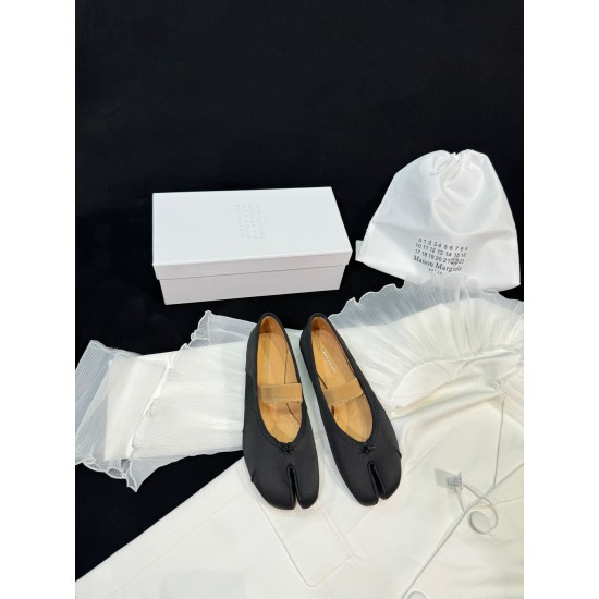 Maison Margiela Tabi Shoes