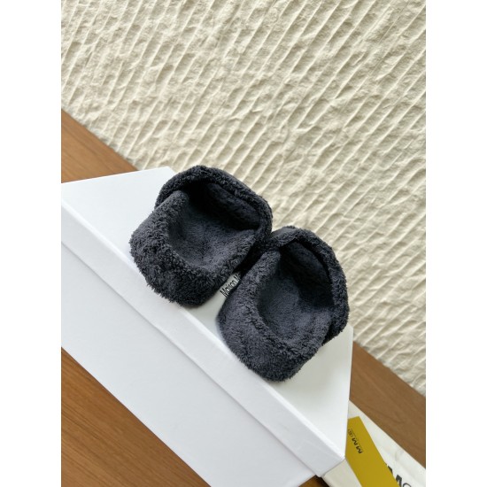 Maison Margiela Tabi Shoes