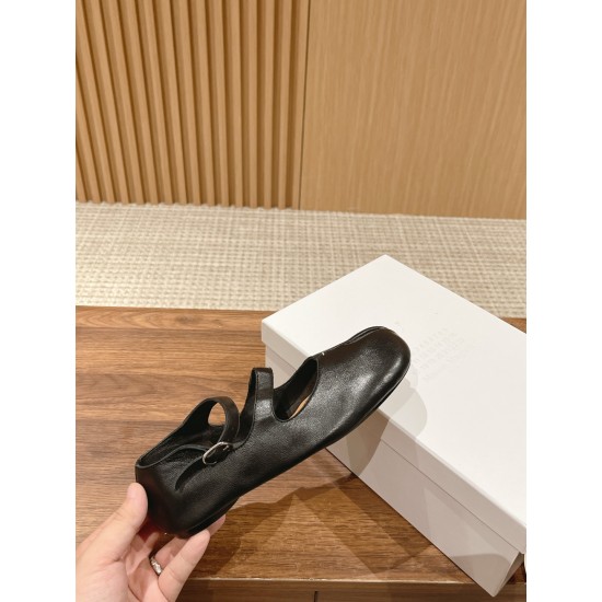 Maison Margiela Tabi Shoes