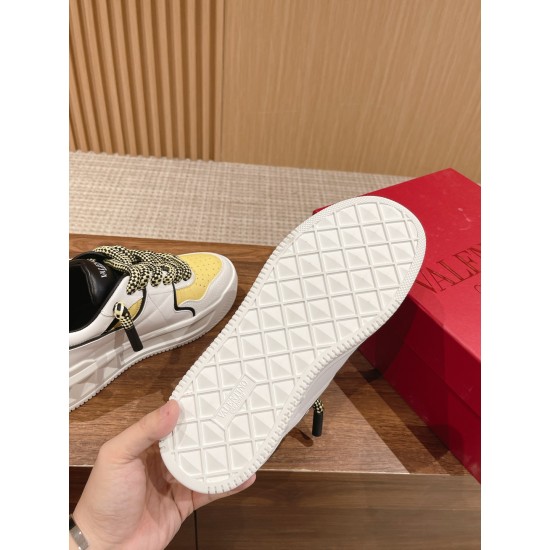 Valentino Sneakers