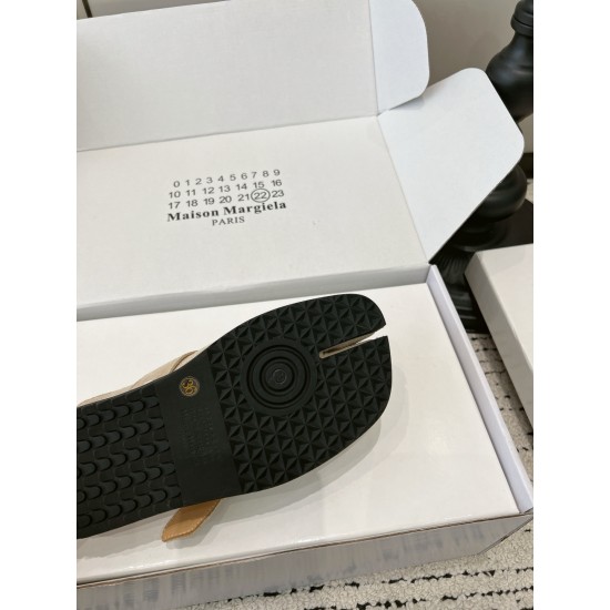 Maison Margiela Tabi Shoes