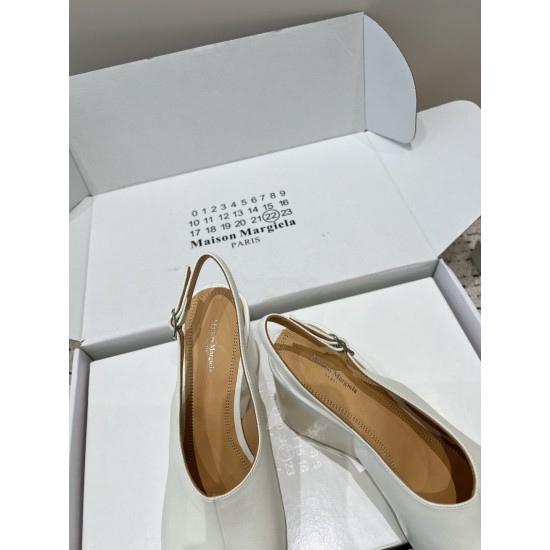 Maison Margiela Tabi Shoes