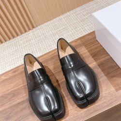 Maison Margiela Tabi Shoes