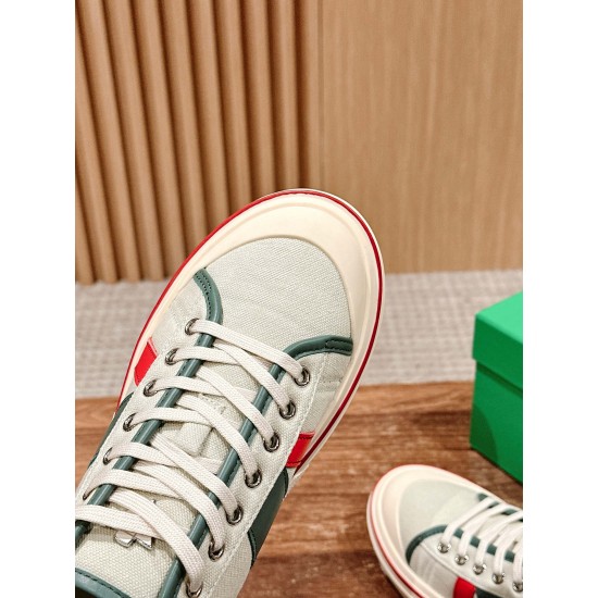 Bottega Veneta Sneakers