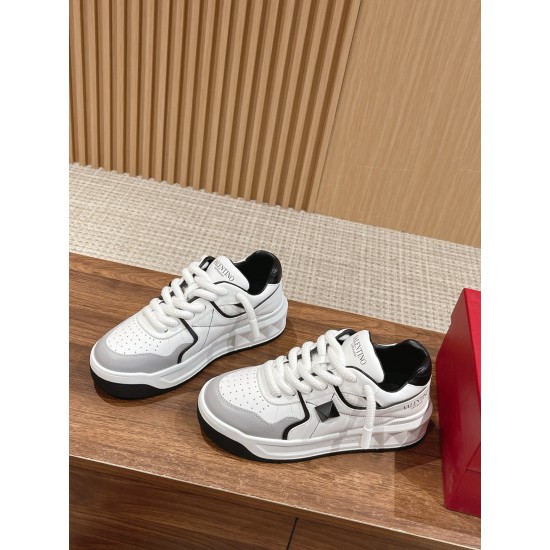 Valentino Sneakers