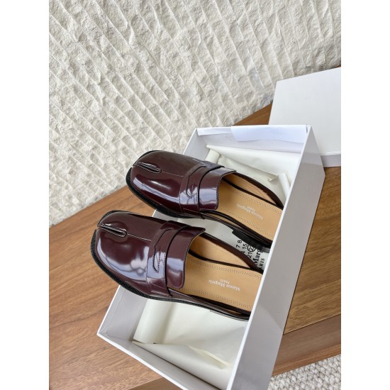 Maison Margiela Tabi Shoes