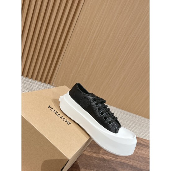 Bottega Veneta Sneakers