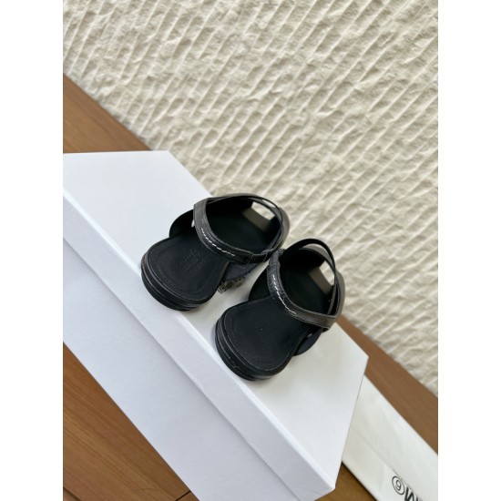 Maison Margiela Tabi Shoes