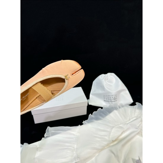 Maison Margiela Tabi Shoes