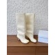 530GG279  Maison Margiela 玛吉拉 25ss秋冬新款 直筒 长靴不过膝 MM6家tabi分趾鞋靴 原版开模双层真皮鞋底 原版套楦鞋型很大方 搭配各种风格都轻松驾驭 小短腿的福音 上身瞬间秒变大长腿 上脚不被常规所拘束，随心所欲做自己～上脚炒鸡柔软舒适▪️鞋面：采用原版进口牛皮▪️内里垫脚：羊皮▪️大底：原版定制意大利双层真皮大底▪️Size：35-39（40.41定制不退不换）