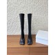 530G279  Maison Margiela 玛吉拉 25ss秋冬新款 直筒 长靴不过膝 MM6家tabi分趾鞋靴 原版开模双层真皮鞋底 原版套楦鞋型很大方 搭配各种风格都轻松驾驭 小短腿的福音 上身瞬间秒变大长腿 上脚不被常规所拘束，随心所欲做自己～上脚炒鸡柔软舒适▪️鞋面：采用原版进口牛皮▪️内里垫脚：羊皮▪️大底：原版定制意大利双层真皮大底▪️Size：35-39（40.41定制不退不换）