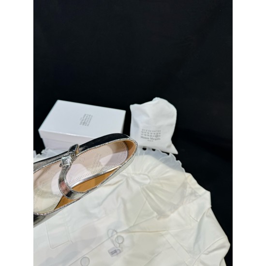 Maison Margiela Tabi Shoes