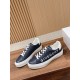 GIVENCHY Sneakers