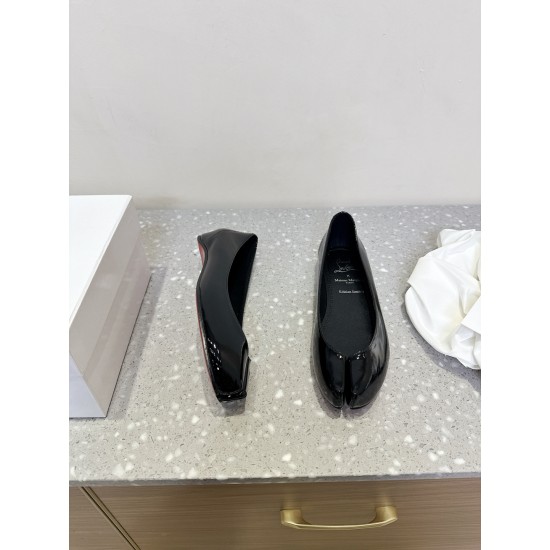 Maison Margiela Tabi Shoes