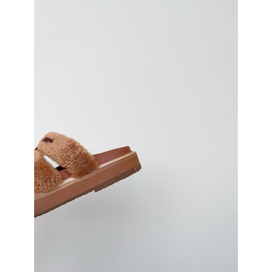 CELINE SLIPPERS