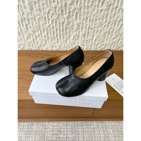 Maison Margiela Tabi Shoes