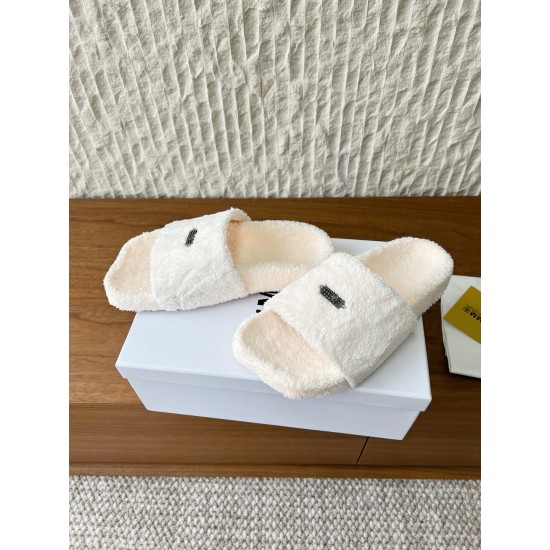 Maison Margiela Tabi Shoes