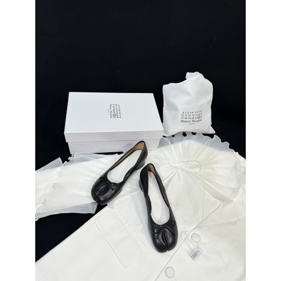 Maison Margiela Tabi Shoes