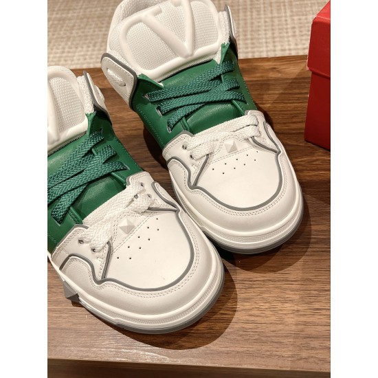 Valentino Sneakers