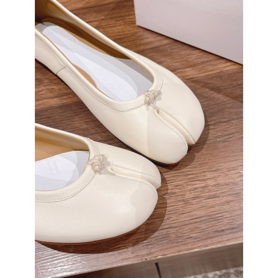Maison Margiela Tabi Shoes