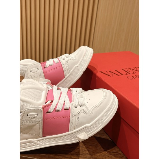 Valentino Sneakers