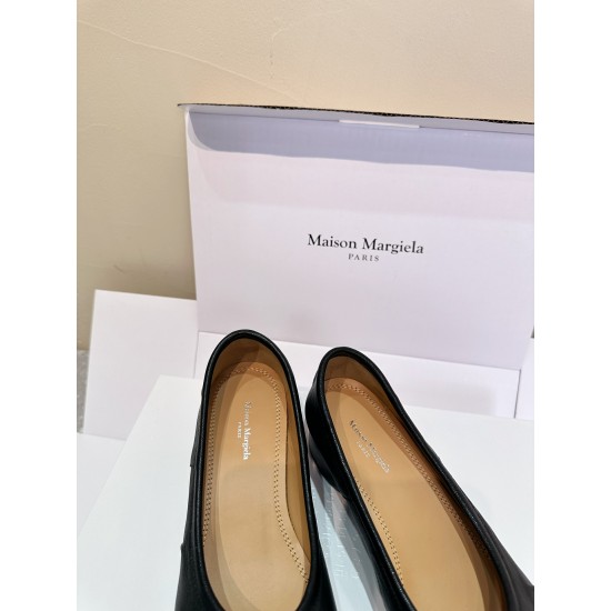 Maison Margiela Tabi Shoes