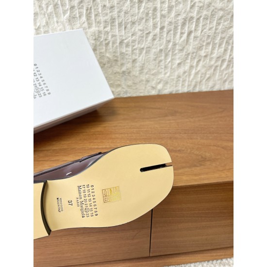 Maison Margiela Tabi Shoes