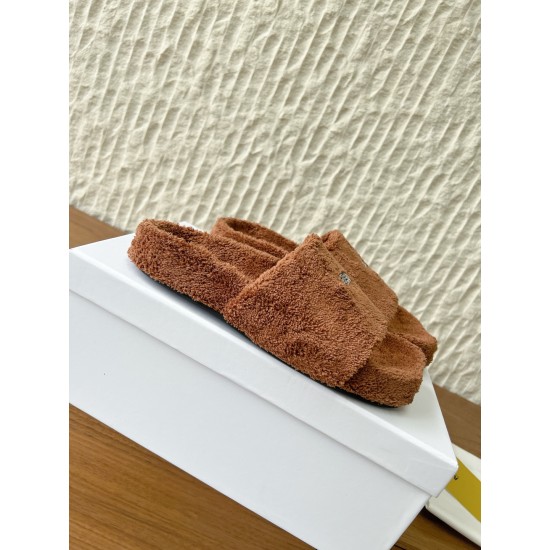 Maison Margiela Tabi Shoes